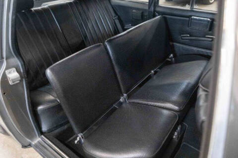 1984 Mercedes-Benz 300-Class