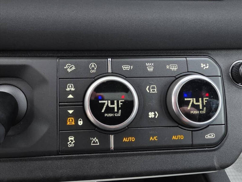 2023 Land Rover Defender 110 X-Dynamic SE