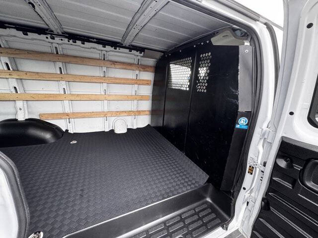 2023 Chevrolet Express 2500