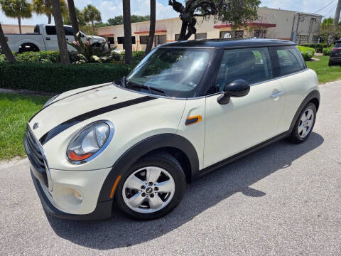 2016 MINI Hardtop 2 Door Cooper