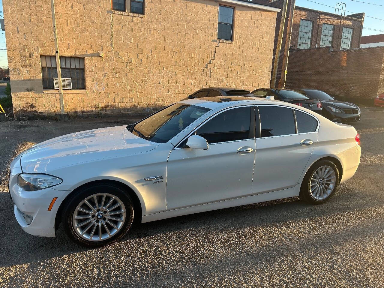 BMW5 Series5
