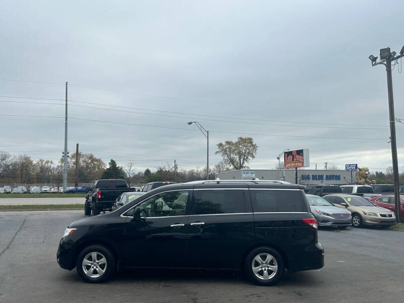 2012 Nissan Quest SV photo 5