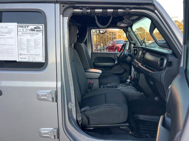 2020 Jeep Gladiator Sport