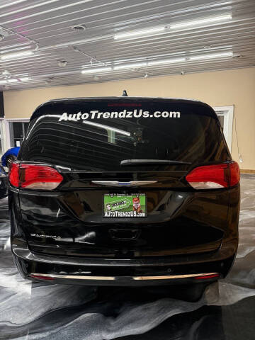 2018 Chrysler Pacifica Touring L