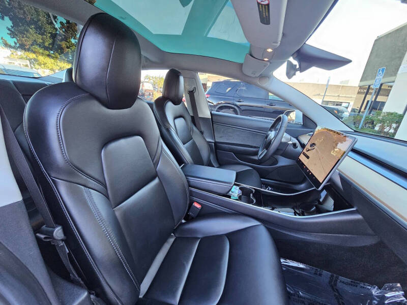 2019 Tesla Model 3 Long Range