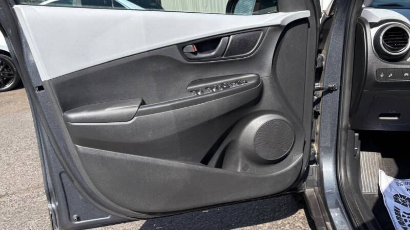 2021 Hyundai Kona SEL