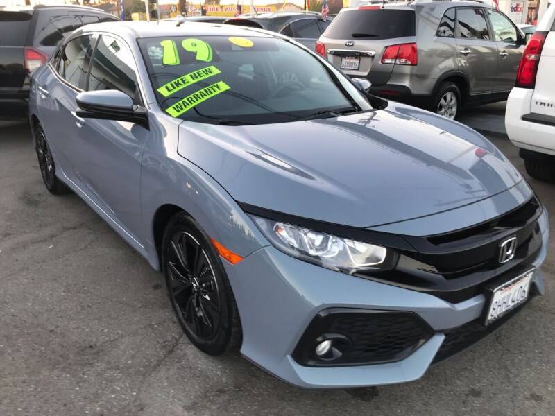 2019 Honda Civic for sale at CAR GENERATION CENTER, INC. in Los Angeles CA