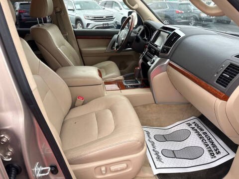 2014 Toyota Land Cruiser