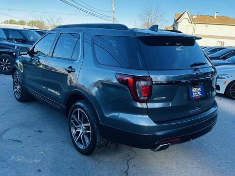 2016 Ford Explorer Sport