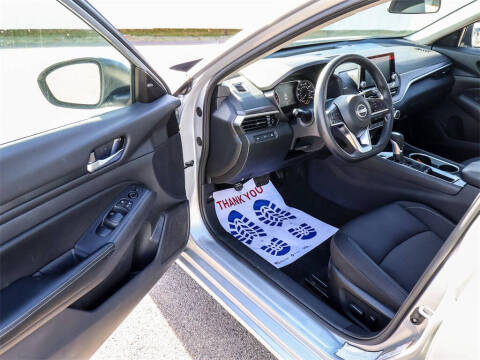 2024 Nissan Altima 2.5 SV