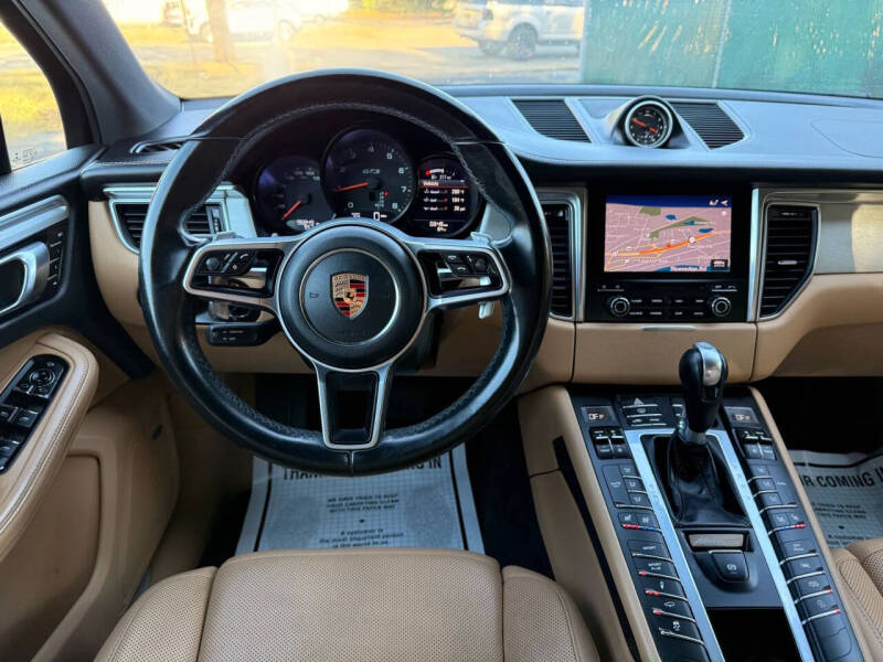 2017 Porsche Macan GTS