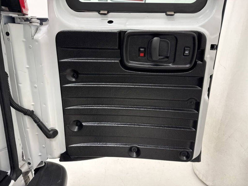 2024 Chevrolet Express 2500