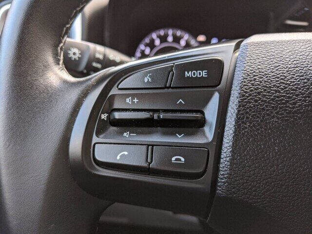 2020 Hyundai Venue SEL