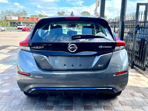 2022 Nissan LEAF SV
