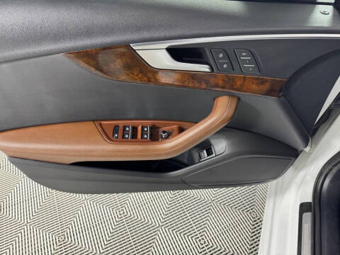 2019 Audi A4 quattro Premium Plus 45 TFSI