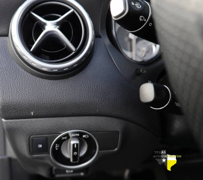 2015 Mercedes-Benz GLA GLA 250 4MATIC