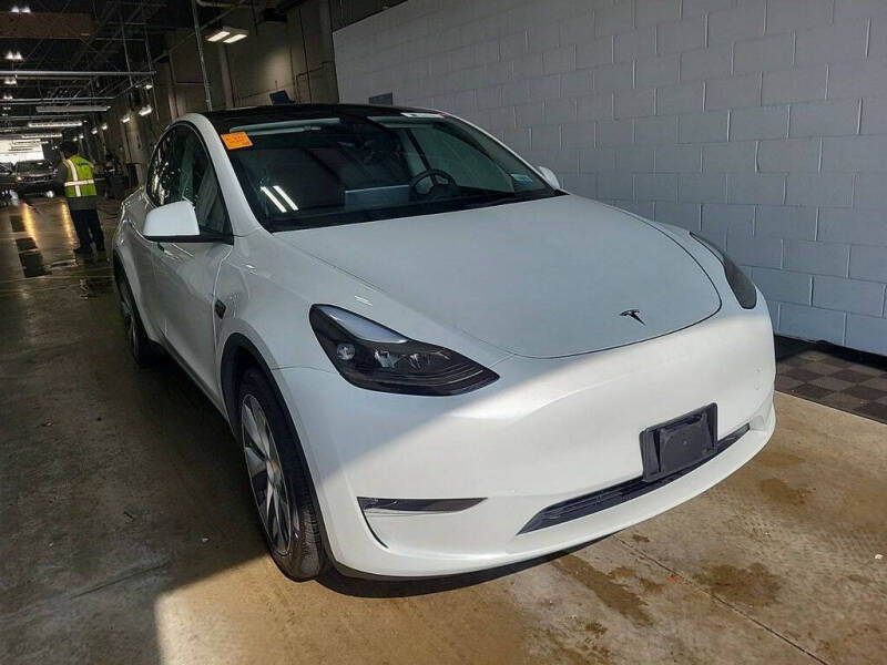 2023 Tesla Model Y Long Range