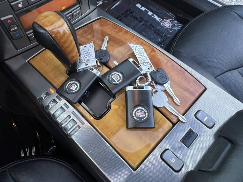 2004 Cadillac XLR