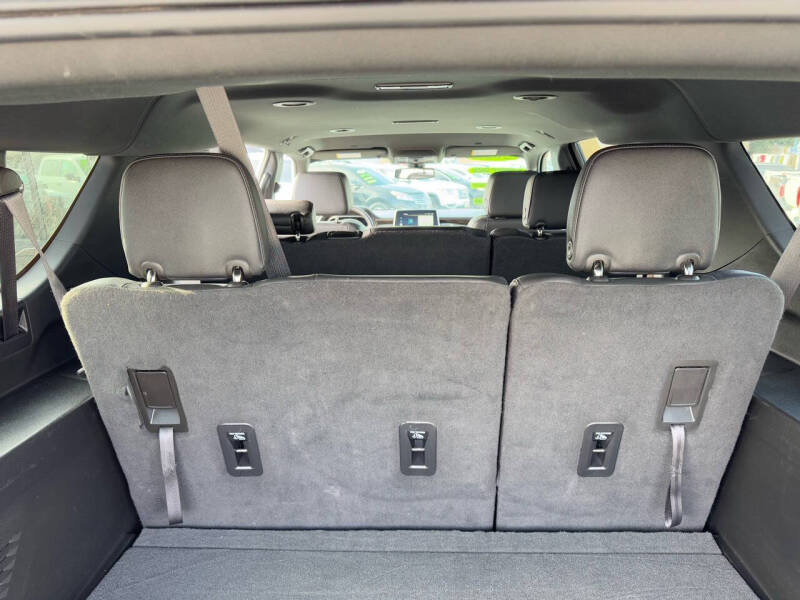 2022 Chevrolet Suburban LT