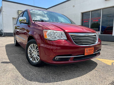 2014 Chrysler Town and Country for sale at HIGHLINE AUTO LLC in Kenosha WI