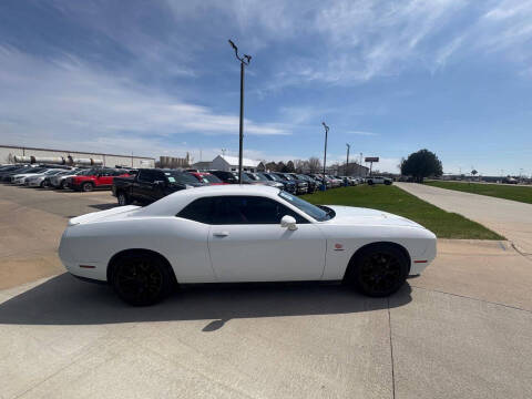 2015 Dodge Challenger R/T Plus