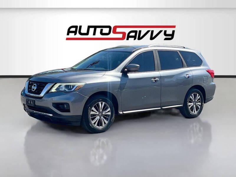 2017 Nissan Pathfinder SV