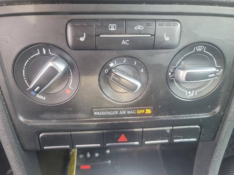 2012 Volkswagen Beetle 2.5L