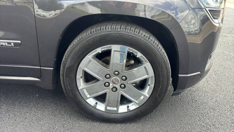 2016 GMC Acadia Denali