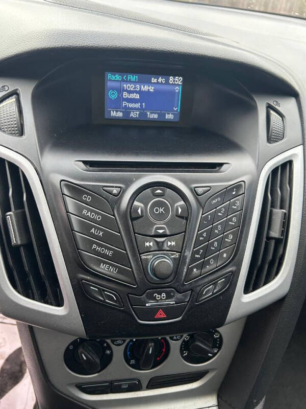 2012 Ford Focus SE