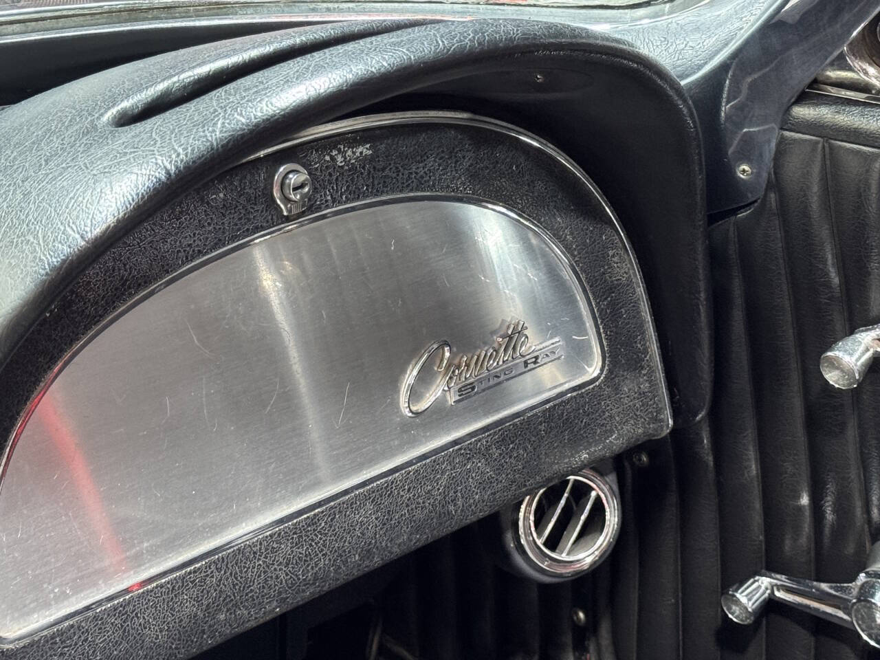 1964 Chevrolet Corvette 51