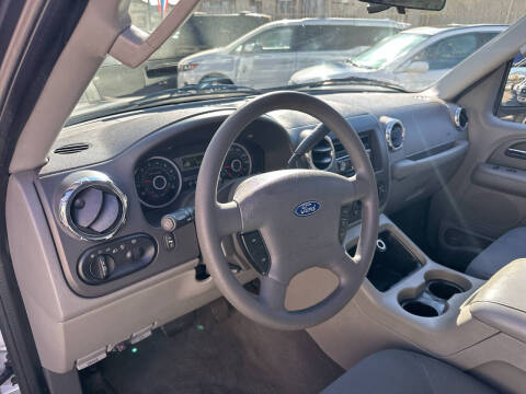 2005 Ford Expedition XLT