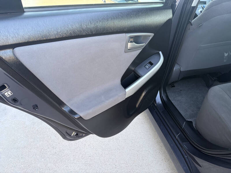 2014 Toyota Prius Two