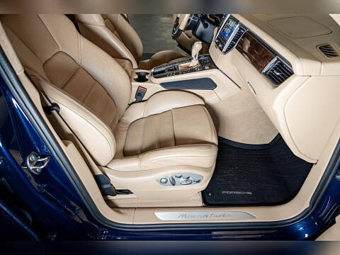 2015 Porsche Macan S