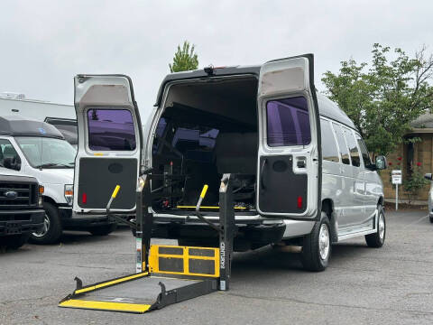 2012 Ford E-Series E-350 SD