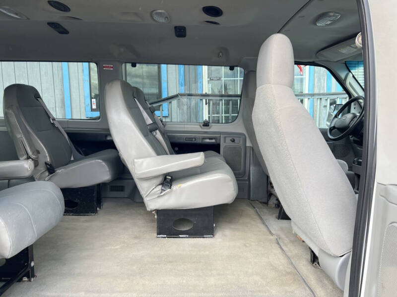 2011 Ford E-Series E-150