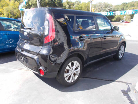 2016 Kia Soul +