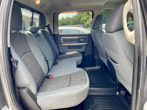 2013 RAM 1500 SLT