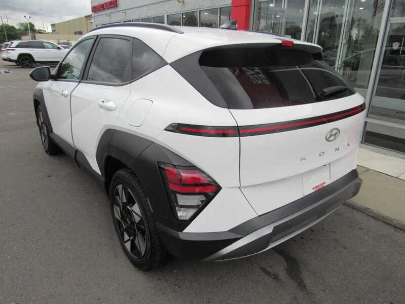 2025 Hyundai Kona SEL