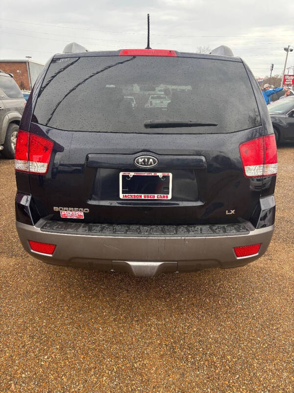 2009 Kia Borrego LX