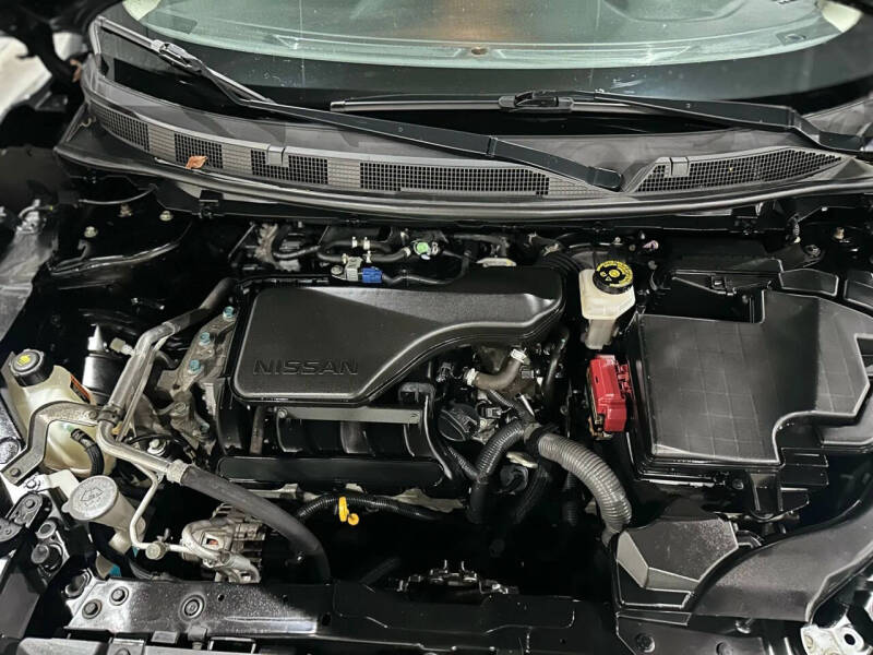 2017 Nissan Rogue Sport SV