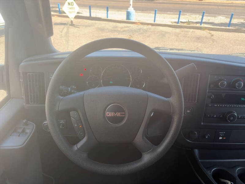 2024 GMC Savana 2500