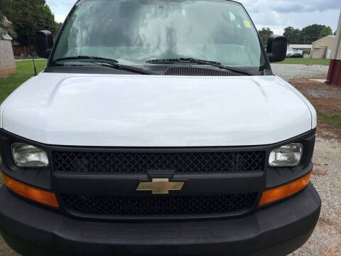 2017 Chevrolet Express 2500