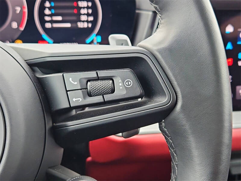 2024 Porsche Cayenne S