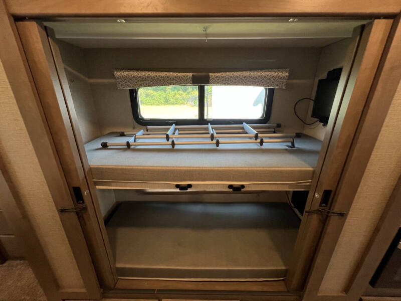 2021 Thor Motor Coach Windsport 34J