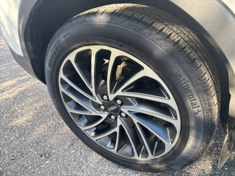 2020 Lincoln Nautilus Reserve