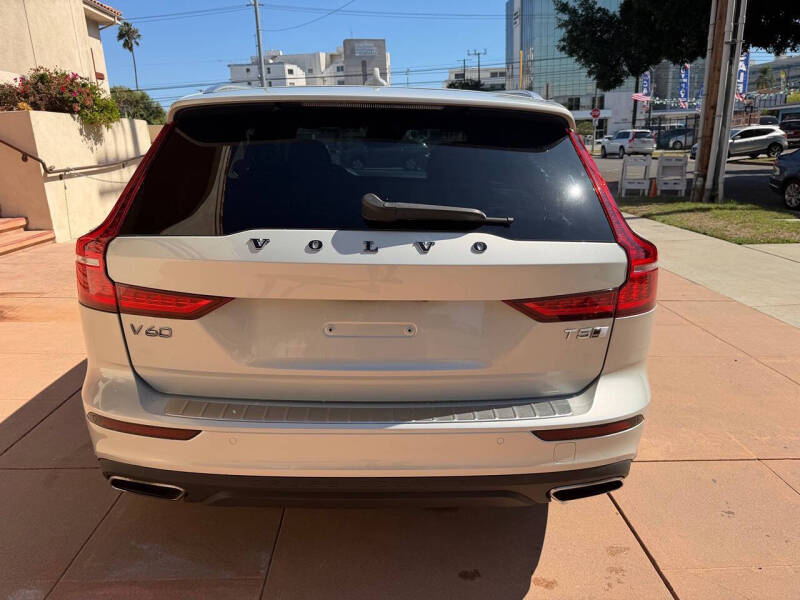 2020 Volvo V60 Cross Country T5