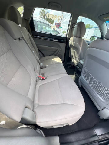 2015 Kia Sorento LX