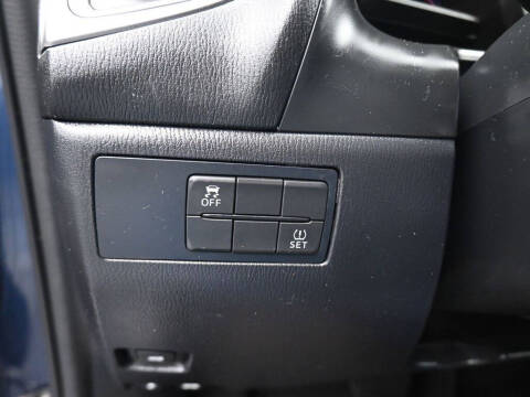 2017 Mazda MAZDA3 Touring