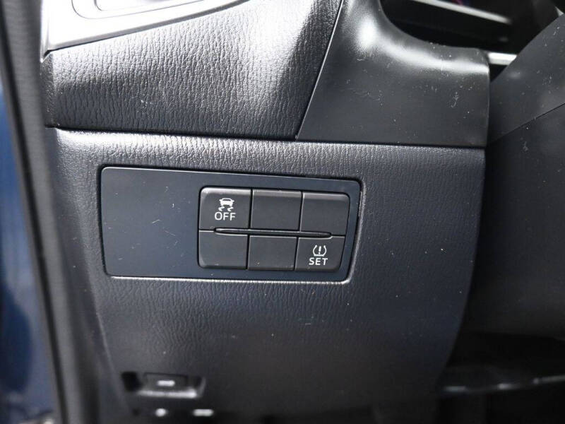 2017 Mazda MAZDA3 Touring