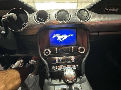 2020 Ford Mustang EcoBoost